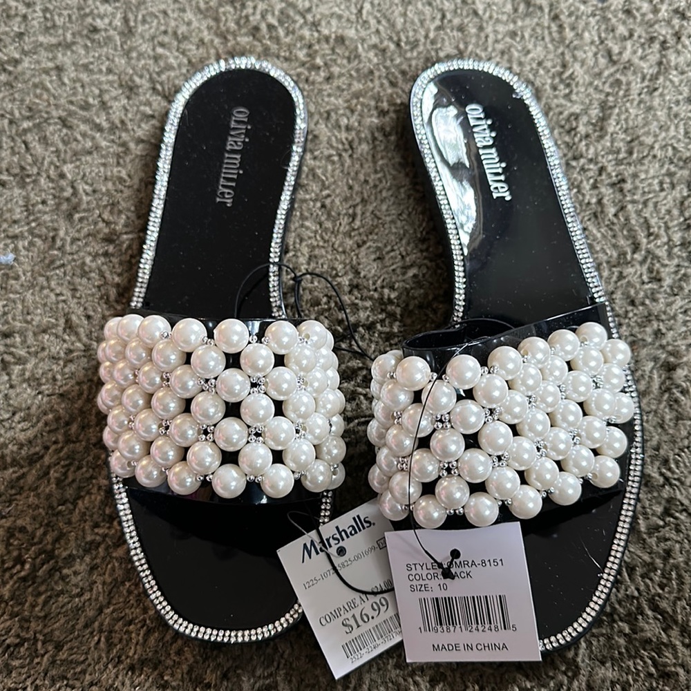 Black and pearl sandals